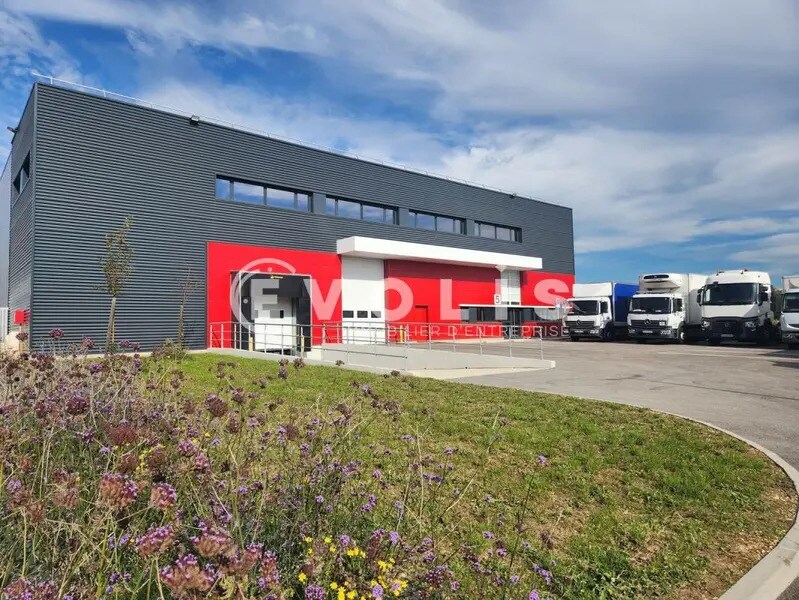 Industriel/Logistique dans Heyrieux à louer Photo de l’immeuble– Image 1 sur 29