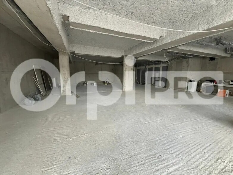 Local commercial dans Compiègne à vendre - Photo de l’immeuble – Image 3 sur 3