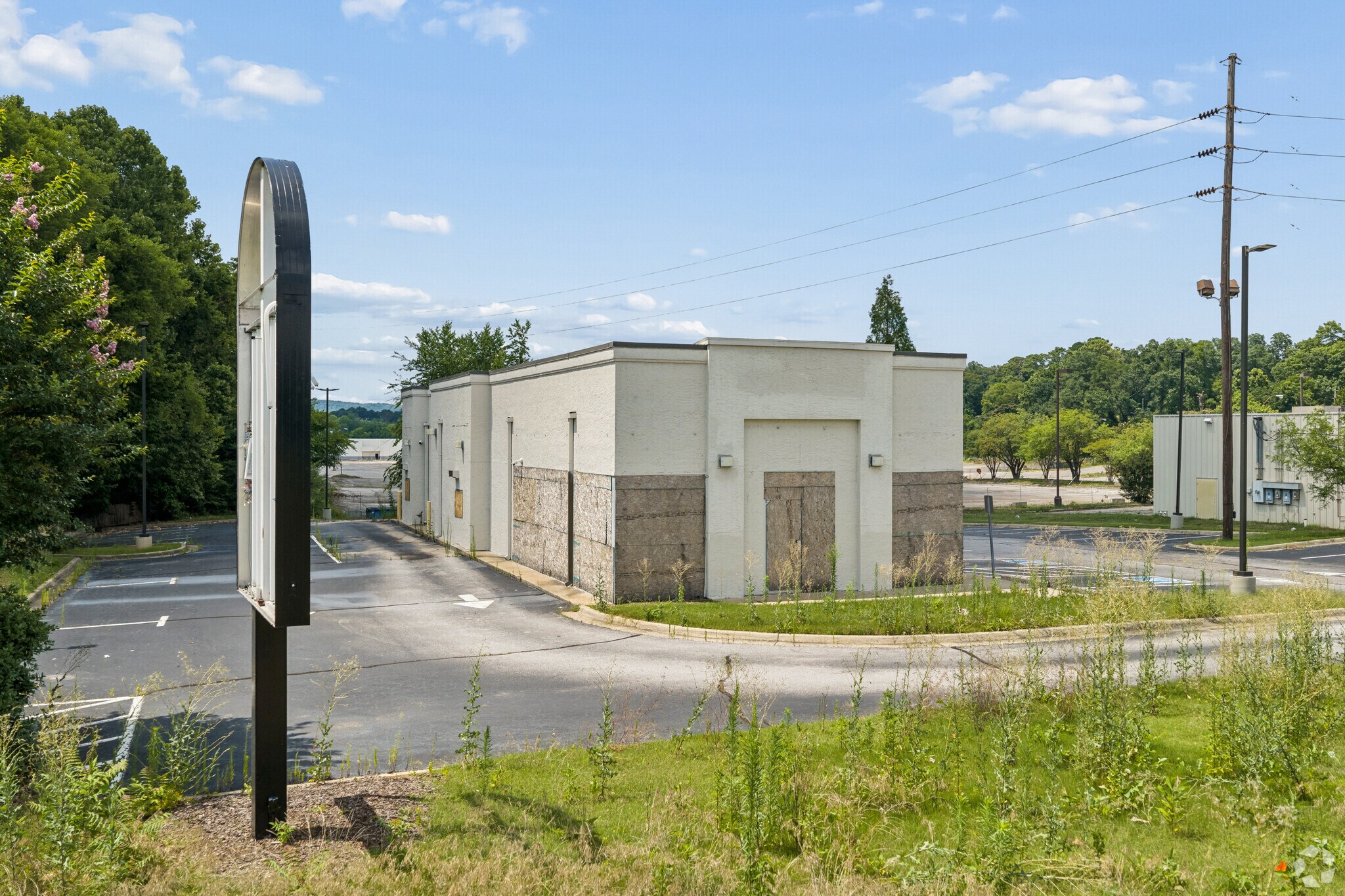 710 9th Ave N, Bessemer, AL à vendre Photo de l’immeuble– Image 1 sur 17