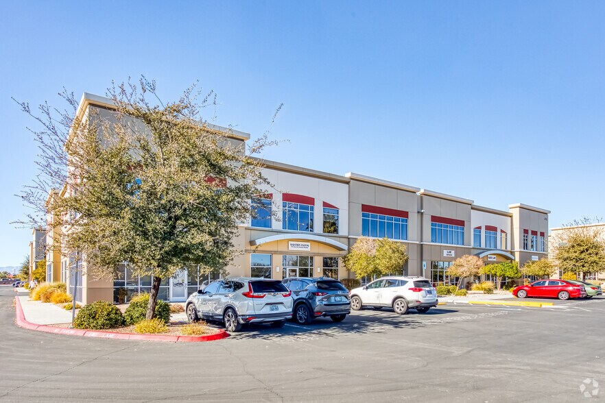 6785 Eastern Ave, Las Vegas, NV à louer - Photo de l’immeuble – Image 1 sur 5