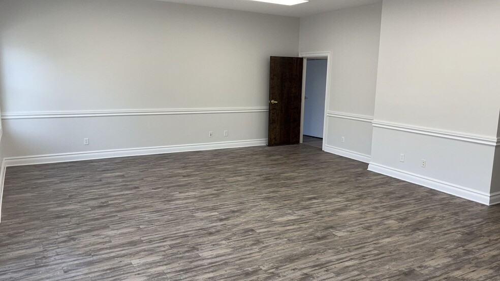 402 Lexington Ave, Lakewood, NJ à louer - Photo intérieure – Image 3 sur 8
