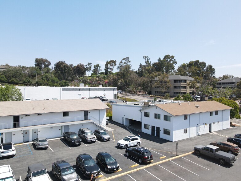 3654-3660 Ruffin Rd, San Diego, CA à louer - Photo de l’immeuble – Image 3 sur 16
