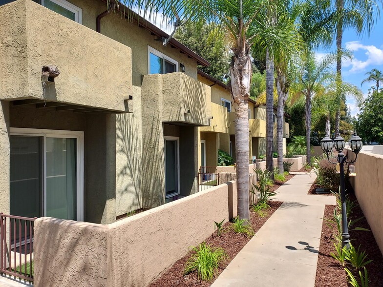 469 N 1st St, El Cajon, CA à vendre - Photo de l’immeuble – Image 2 sur 10