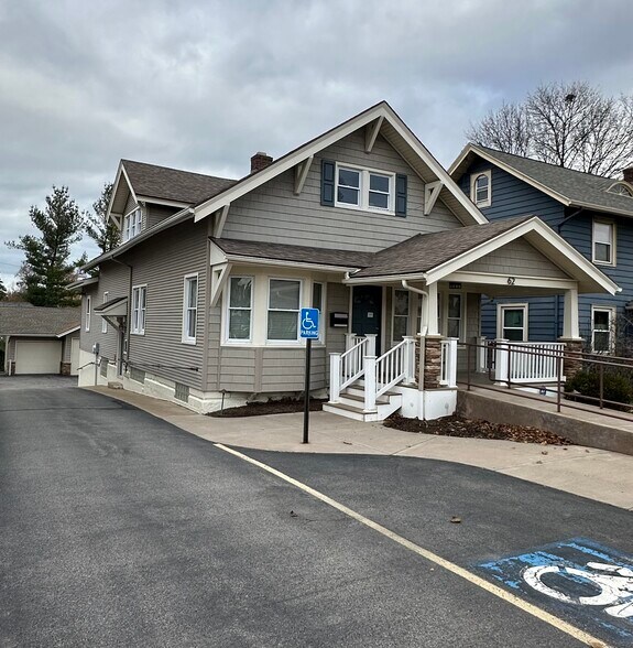 62 Empire Blvd, Rochester, NY à louer - Photo de l’immeuble – Image 1 sur 8