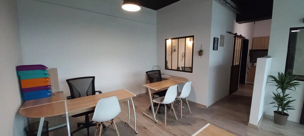 Bureau dans Remiremont à vendre - Photo de l’immeuble – Image 3 sur 8