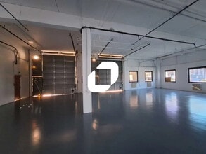 Bureau dans Villebon-sur-Yvette à louer Photo intérieure– Image 1 sur 2