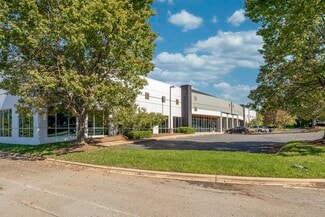 Plus de détails pour 6135 Lakeview Rd, Charlotte, NC - Bureau, Local d'activités à louer