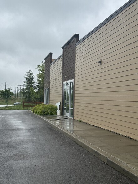 3941 Broadway St, Cheektowaga, NY à vendre - Photo de l’immeuble – Image 2 sur 26