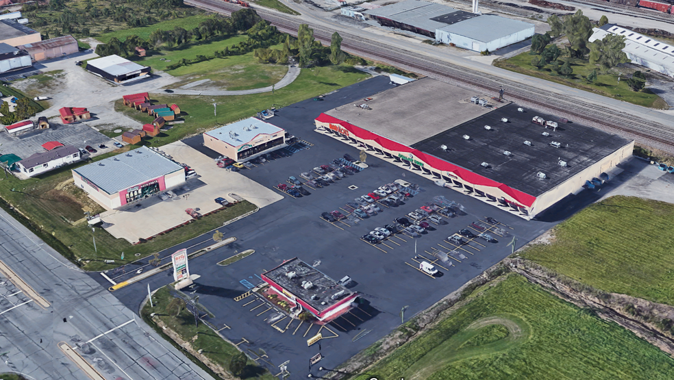 910 Lincoln Hwy W, New Haven, IN à louer - Aérien – Image 1 sur 7