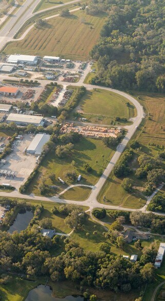 193-193 N Jenkins Rd, Fort Pierce, FL à louer - Photo principale – Image 2 sur 5