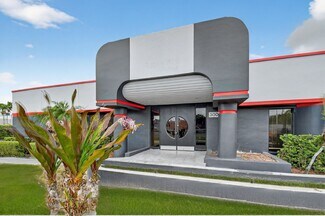 Plus de détails pour 3000 N 28th Ter, Hollywood, FL - Local d'activités à louer