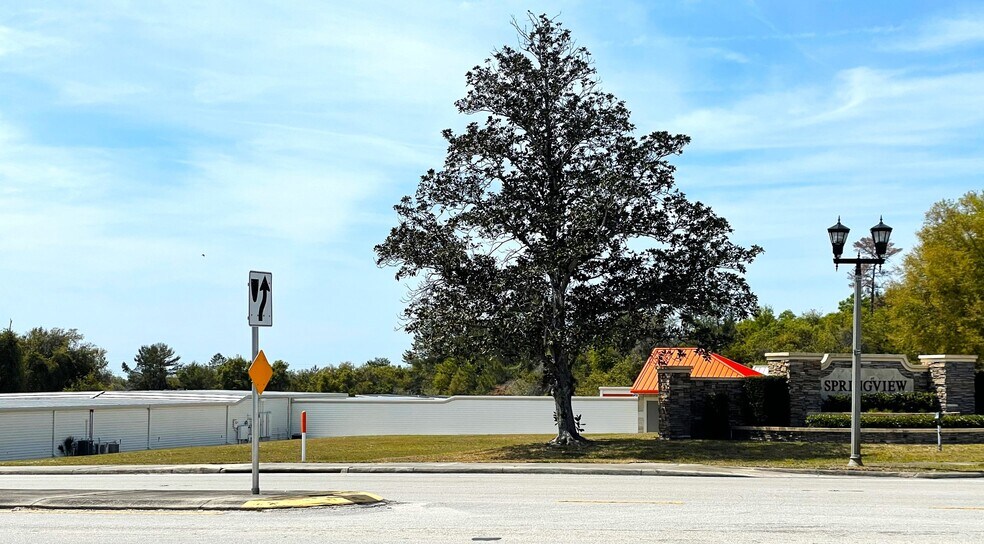 1 Spring Vista Dr, Debary, FL à vendre - Photo de l’immeuble – Image 2 sur 7