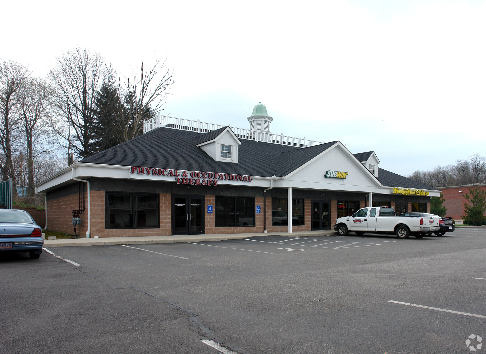 35 N Cleveland Ave, Mogadore, OH à louer Photo principale– Image 1 sur 7