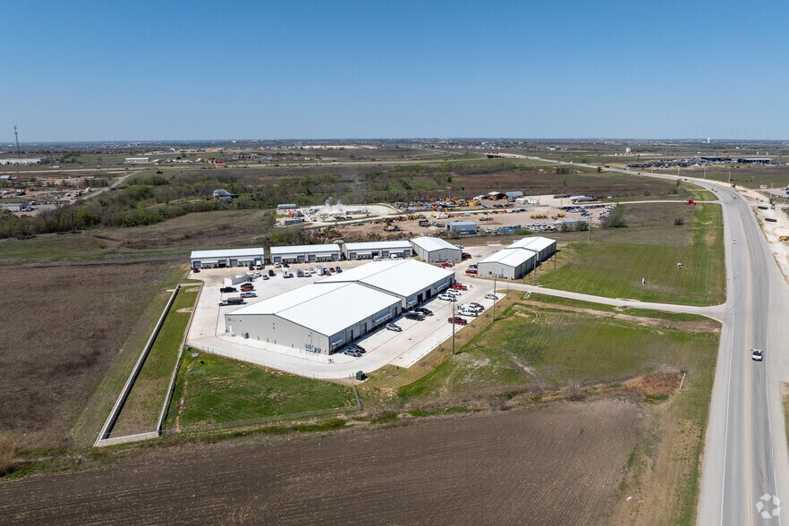 5957 Chandler Rd, Hutto, TX à louer - Aérien – Image 3 sur 5