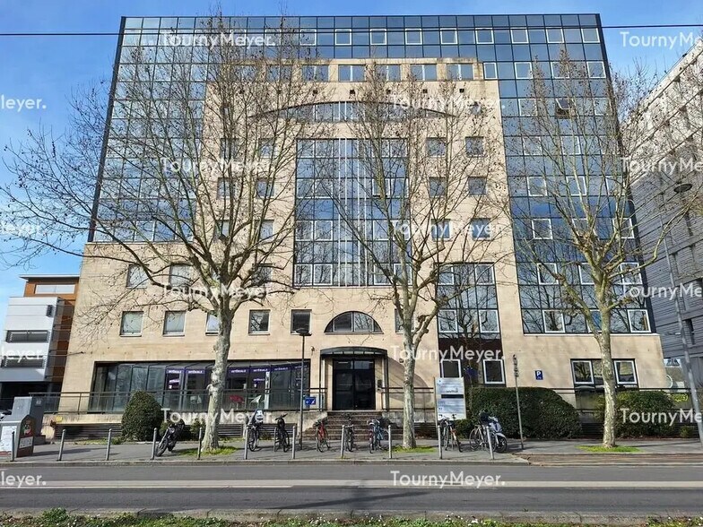 Bureau dans Bordeaux à louer - Photo de l’immeuble – Image 1 sur 3