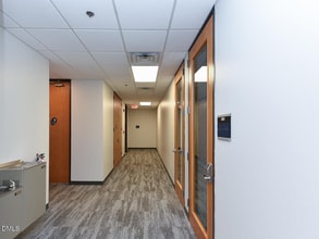 5171 Glenwood Ave, Raleigh, NC à louer Photo intérieure– Image 1 sur 7