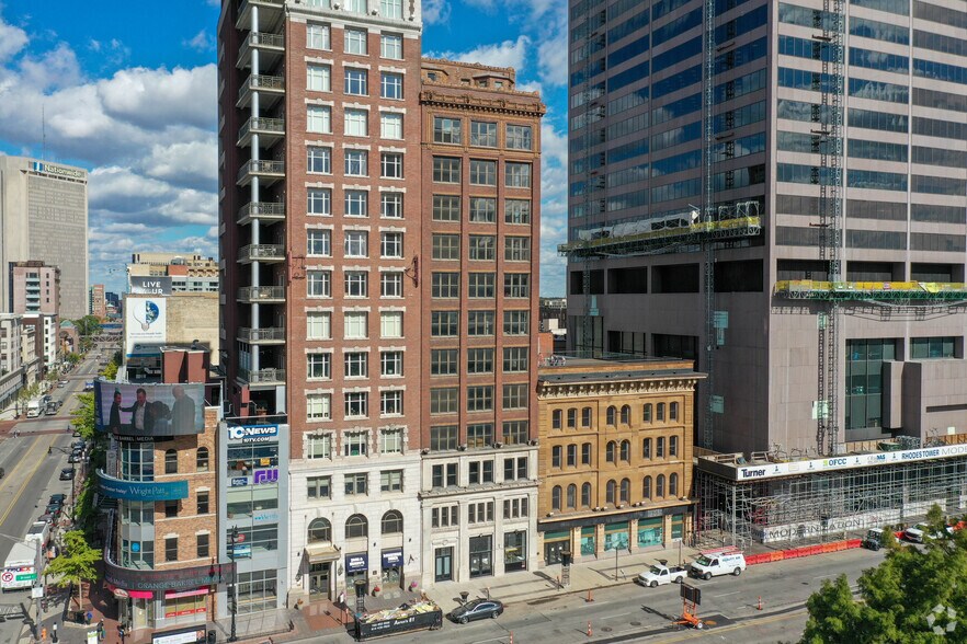 16-20 E Broad St, Columbus, OH à louer - Photo de l’immeuble – Image 1 sur 25