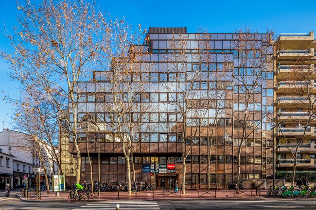 Plus de détails pour 22 Rue Du President Wilson, Levallois-Perret - Bureau à louer