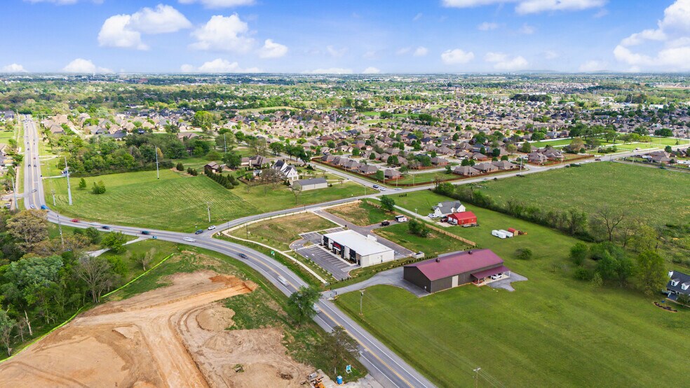 4103 SW 2nd St, Bentonville, AR à louer - Photo de l’immeuble – Image 2 sur 13