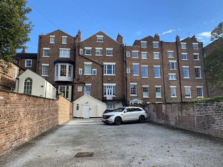 12 Nicholas St, Chester à louer - Photo de l’immeuble – Image 2 sur 2