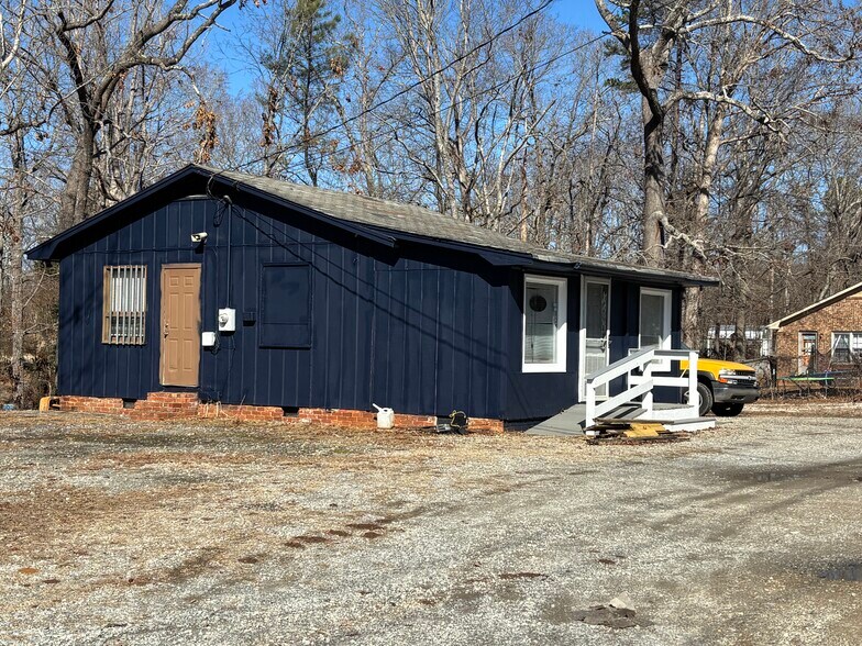 4933 Main st, Cowpens, SC à vendre - Photo de l’immeuble – Image 3 sur 9