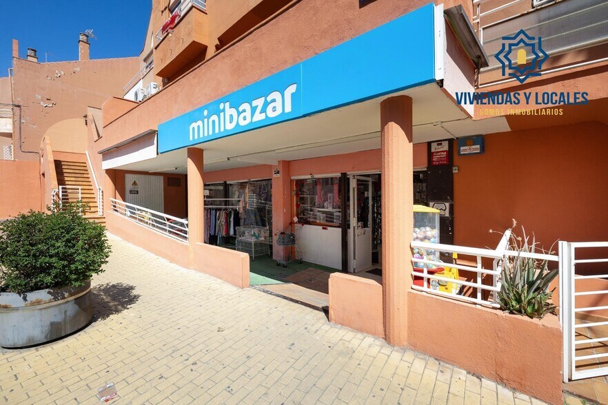 Local commercial dans Peligros, Granada à vendre - Photo de l’immeuble – Image 3 sur 10