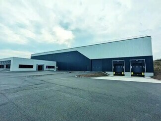 Plus de détails pour Local d'activités à louer