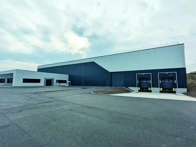 Plus de détails pour Local d’activités à vendre