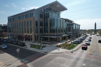 1917 S 67th St, Omaha, NE à louer Photo intérieure– Image 2 sur 9