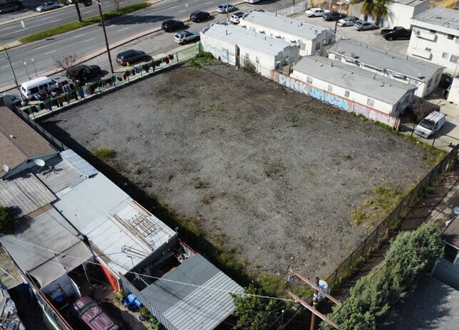 8020-8022 S Vermont Ave, Los Angeles, CA à vendre - Photo de l’immeuble – Image 2 sur 13