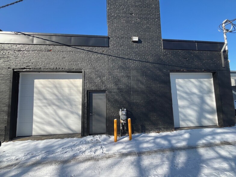 22012-22014 John R Rd, Hazel Park, MI à louer - Photo de l’immeuble – Image 2 sur 4