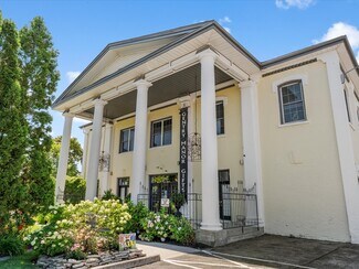 Plus de détails pour 9 Park St, Chatham, ON - Local commercial à vendre