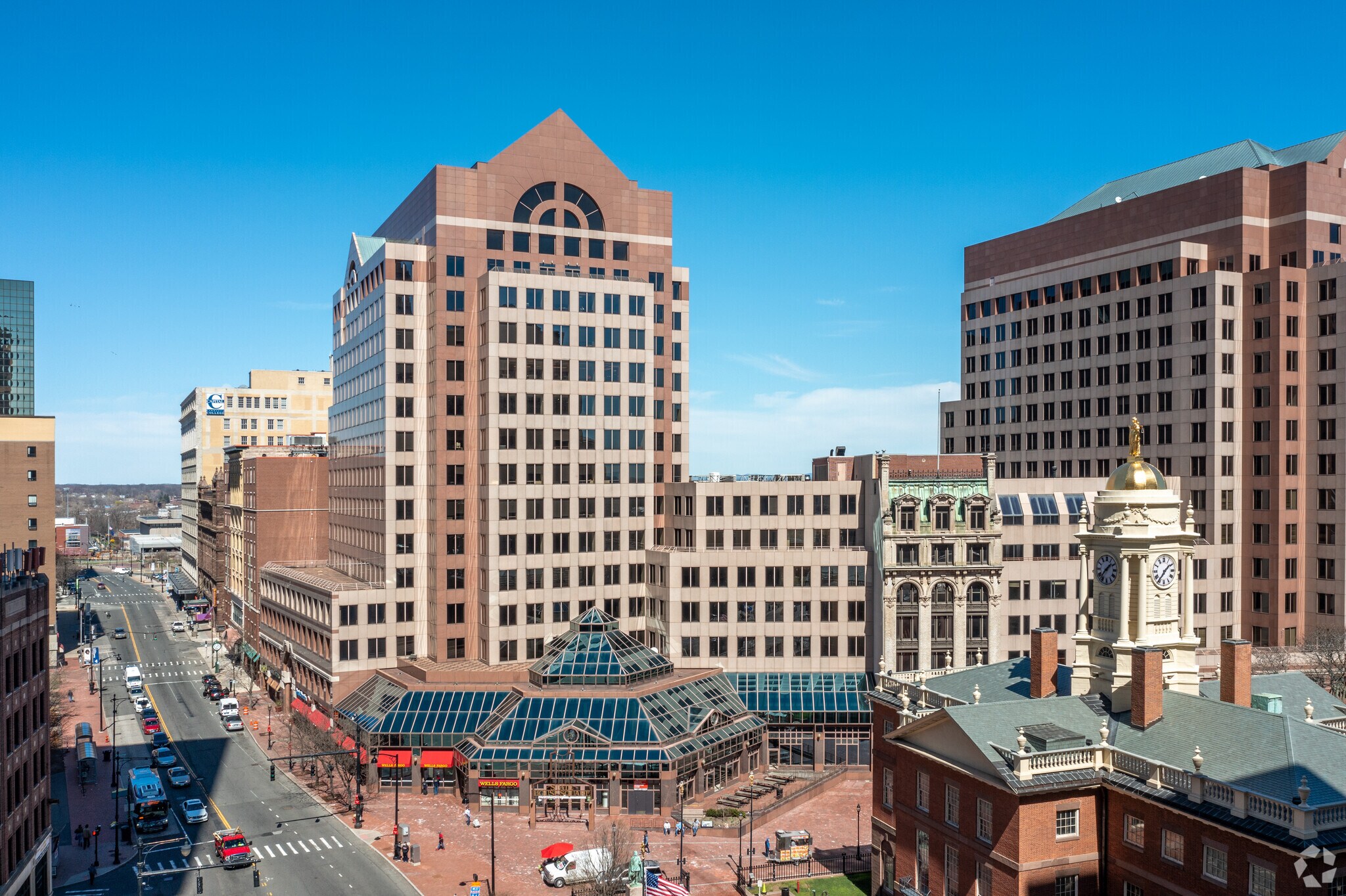 10 State House Sq, Hartford, CT à louer Photo de l’immeuble– Image 1 sur 6