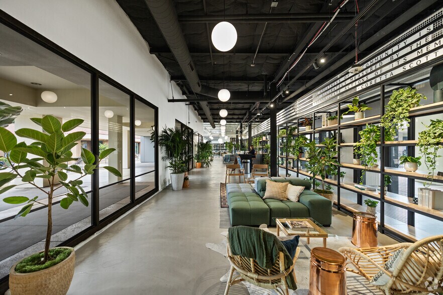 17190 Bernardo Center Dr, San Diego, CA à louer - Photo de l’immeuble – Image 3 sur 22