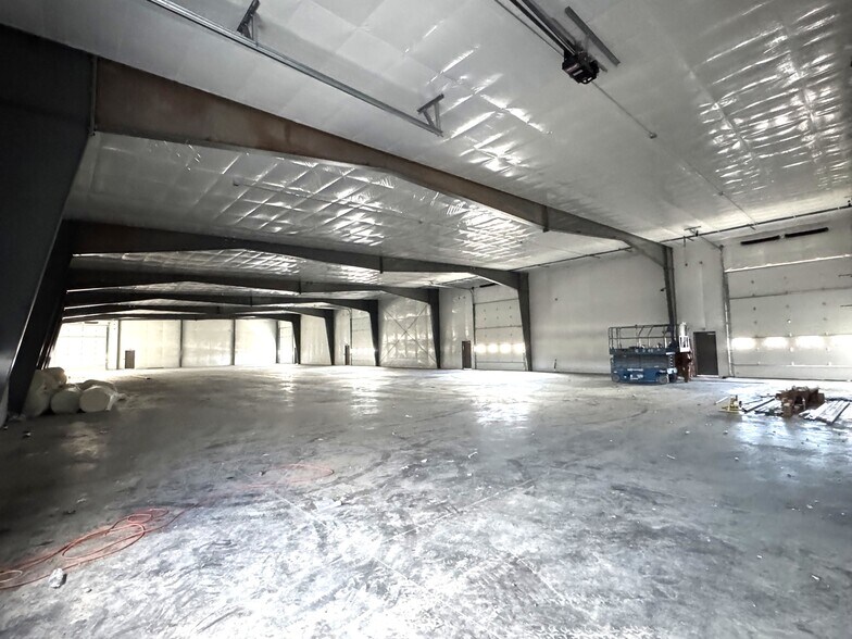 1347 Johnson ln, Billings, MT à louer - Photo de l’immeuble – Image 3 sur 7