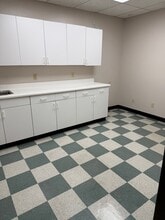 2140 Eastman Ave, Ventura, CA à louer Photo intérieure– Image 1 sur 6