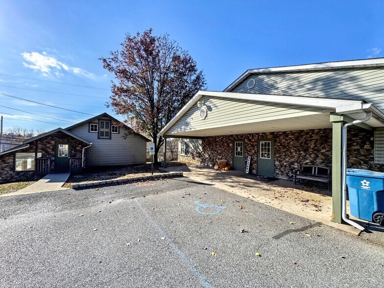 325 Lehigh St, Catasauqua, PA à vendre - Photo de l’immeuble – Image 2 sur 5
