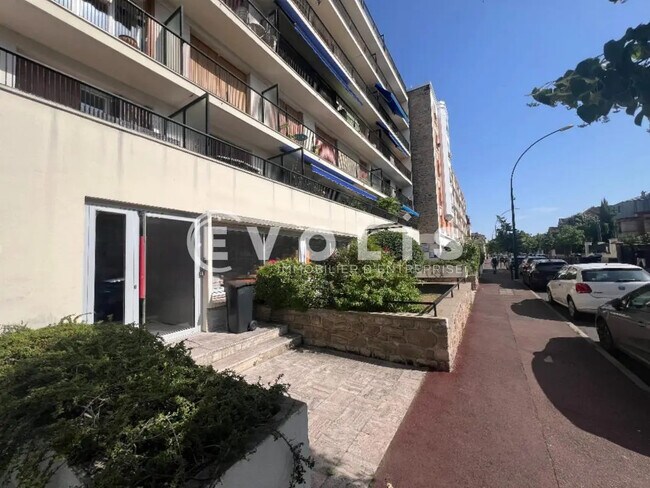 Plus de détails pour Bureau à vendre
