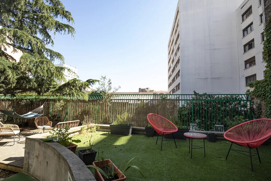 6 Rue Des Bateliers, Clichy à louer - Photo de l’immeuble – Image 2 sur 3