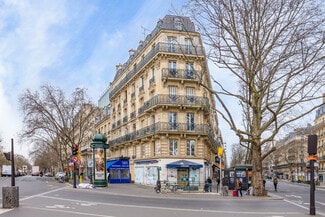 Plus de détails pour Local commercial à louer