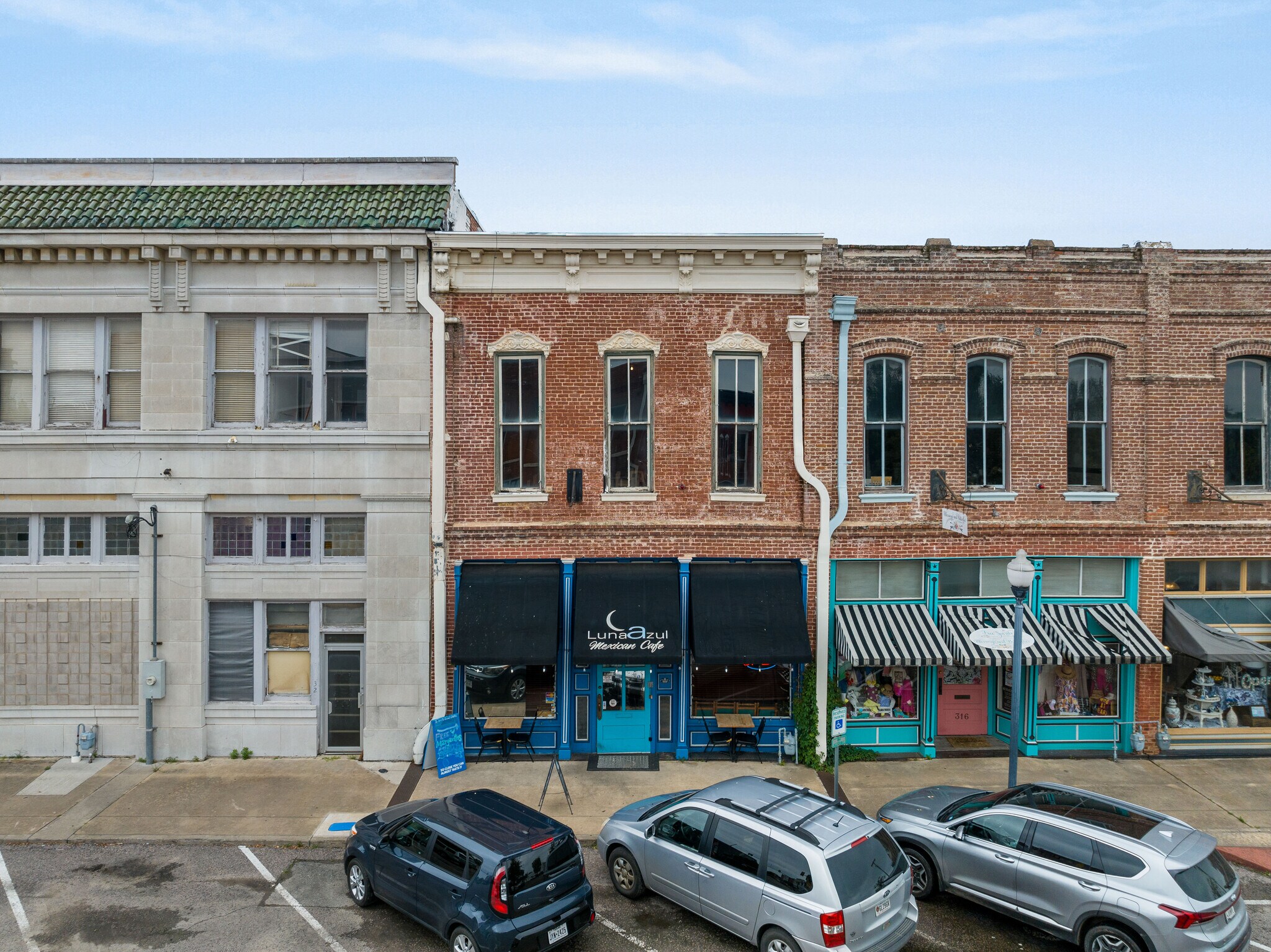 318 N Main St, Bonham, TX à vendre Photo principale– Image 1 sur 30