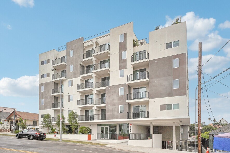 222 N Alvarado St, Los Angeles, CA à vendre - Photo de l’immeuble – Image 2 sur 25