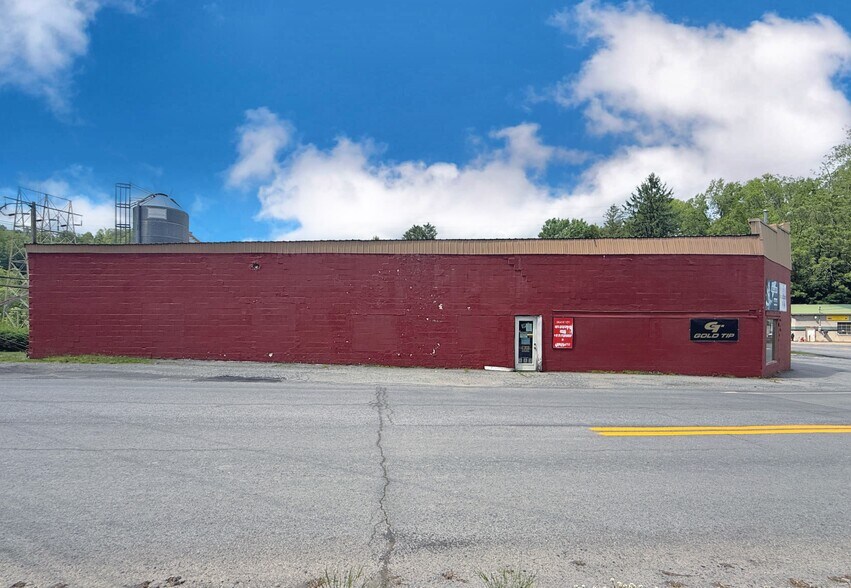 1102 W Main St, Grafton, WV à vendre - Photo de l’immeuble – Image 3 sur 20