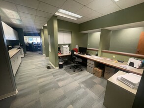 3322 Beltline Ct NE, Grand Rapids, MI à louer Photo intérieure– Image 1 sur 28