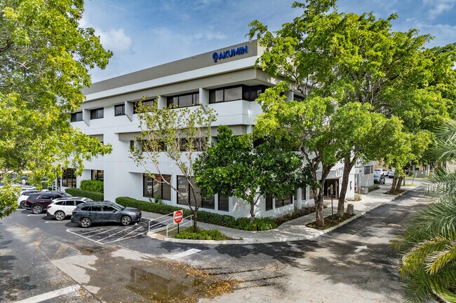 Plus de détails pour 2925 Aventura Blvd, Aventura, FL - Bureau/Médical à louer