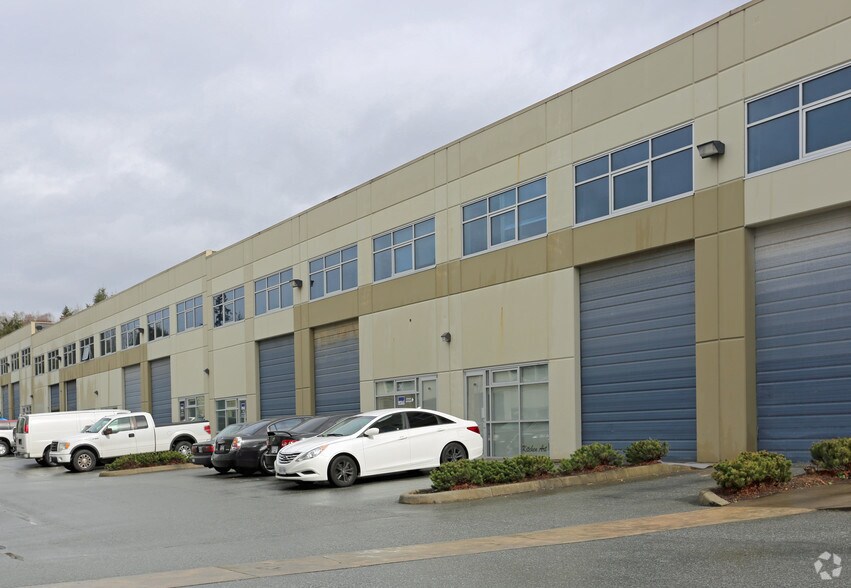 18535 53rd Ave, Surrey, BC à louer - Photo de l’immeuble – Image 3 sur 44