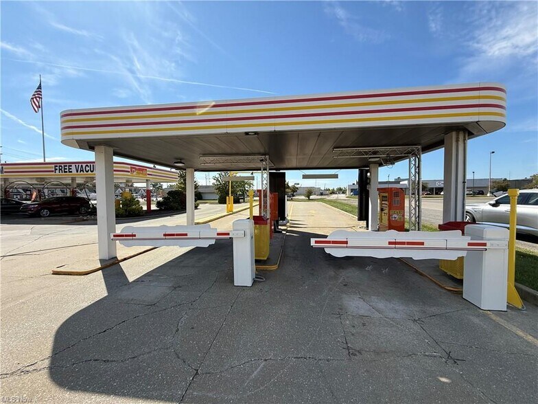 4680 Northfield Rd, Garfield Heights, OH à vendre - Photo de l’immeuble – Image 3 sur 9