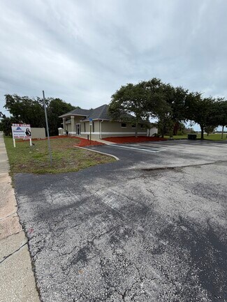 Plus de détails pour 3113 S Ridgewood Ave, Daytona Beach, FL - Bureau à louer