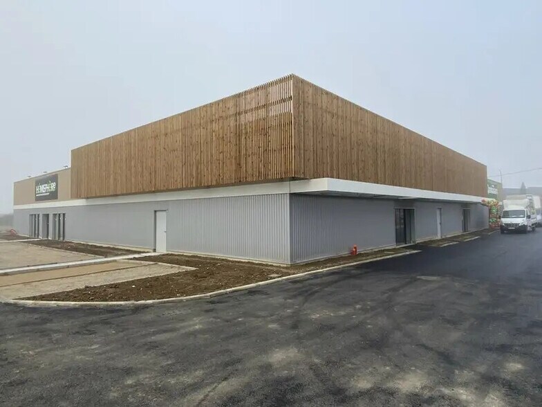 Local commercial dans Marmande à vendre - Photo de l’immeuble – Image 2 sur 9