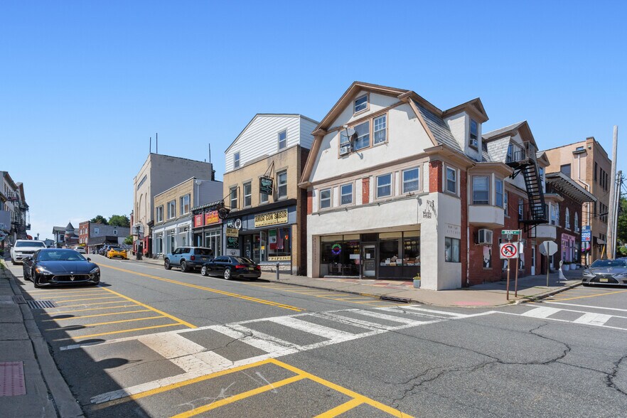 605-607 Main St, Boonton, NJ à vendre - Photo de l’immeuble – Image 2 sur 51